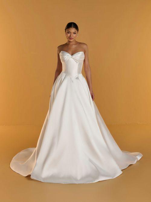 Private by Christina Wu Style 18502