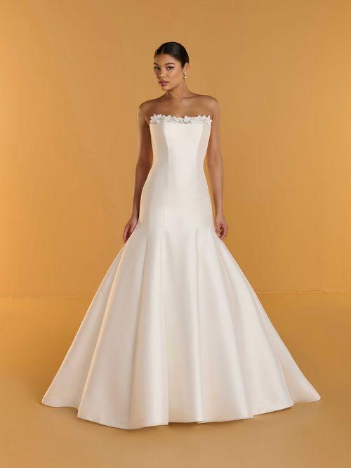 Private by Christina Wu Style 18504