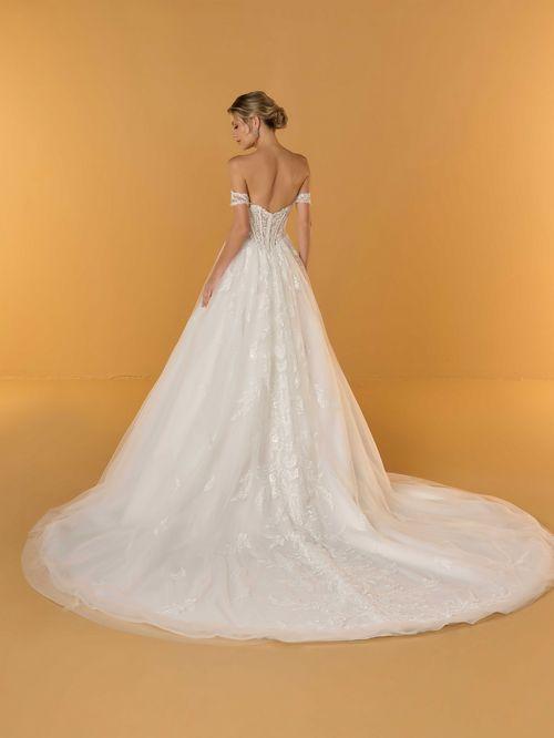 Christina Wu Exclusive Style 19443