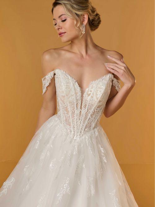 Christina Wu Exclusive Style 19443