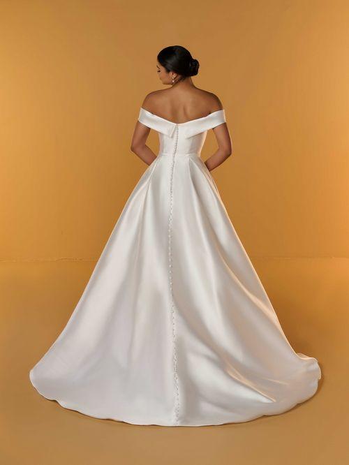 Christina Wu Exclusive Style 19444