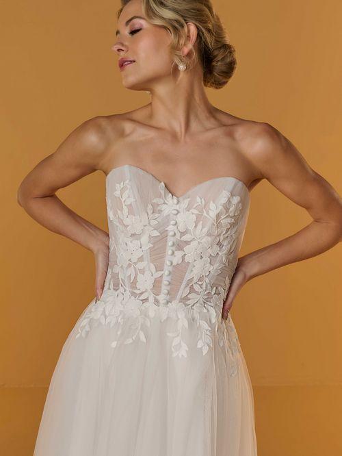 Christina Wu Exclusive Style 19445
