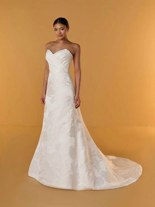 Christina Wu Exclusive Style 19447