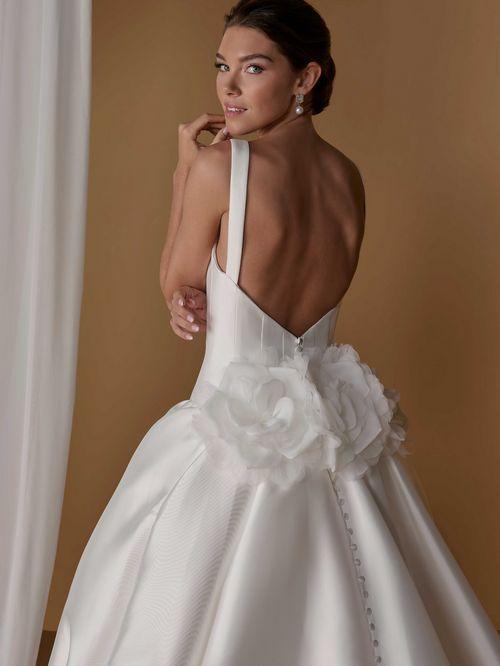 Platinum by Christina Wu Style 31370