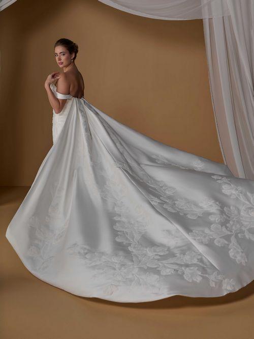 Platinum by Christina Wu Style 31371