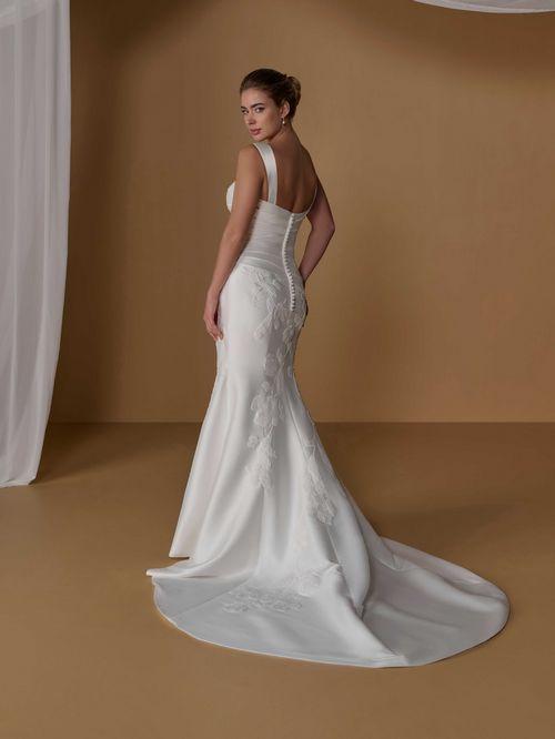 Platinum by Christina Wu Style 31371