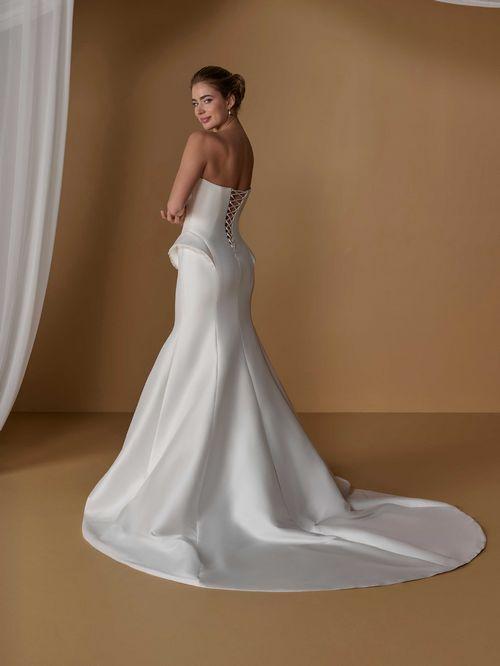 Platinum by Christina Wu Style 31373
