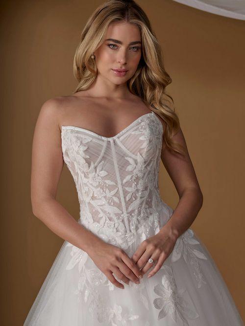 Platinum by Christina Wu Style 31376