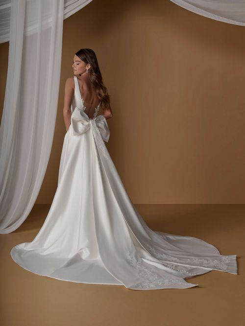 Platinum by Christina Wu Style 31382