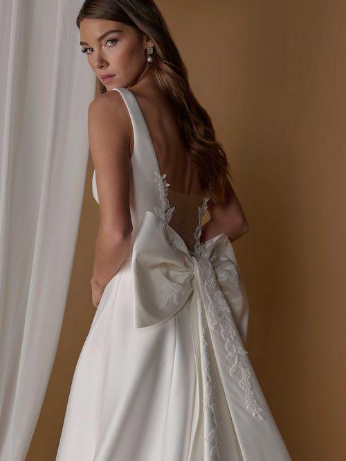 Platinum by Christina Wu Style 31382