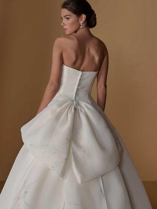 Platinum by Christina Wu Style 31383P