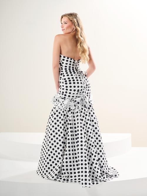 16327 Tiffany Designs